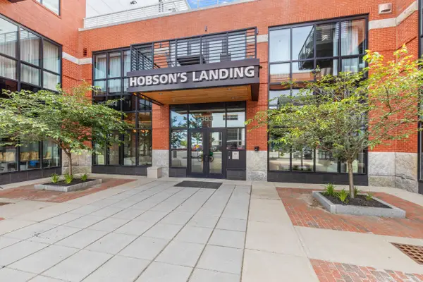 383 Commercial Street #401, Portland, ME 04101