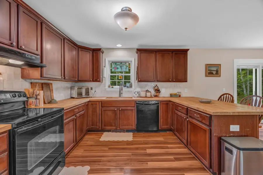 79 Greenwood Avenue, Warren, ME 04864 - #2
