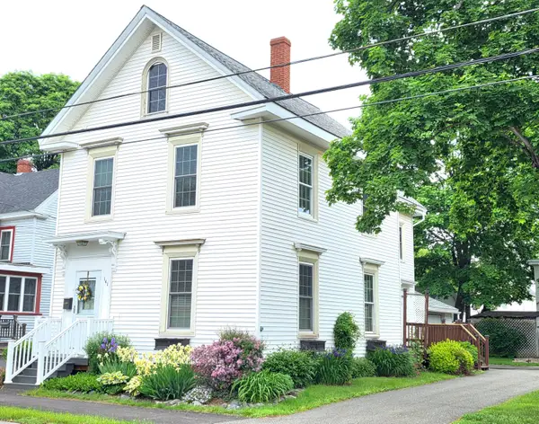 141 Forest Avenue, Bangor, ME 04401