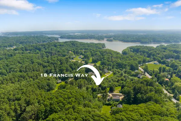 18 Francis Way #18, Kittery, ME 03904