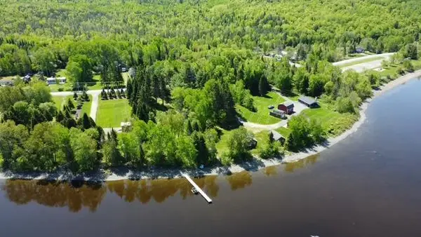 92 West Road, Portage Lake, ME 04768