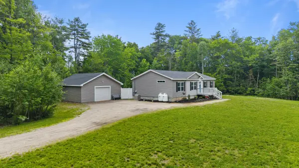1074 Weeks Mills Road, Augusta, ME 04330