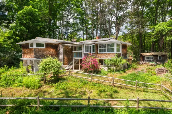 9 Busdick Drive, Kittery, ME 03904