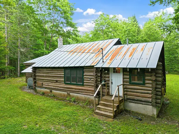 133 Glenn Harris Road, New Sharon, ME 04955