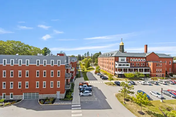 75 Mcauley Way #205, Portland, ME 04103