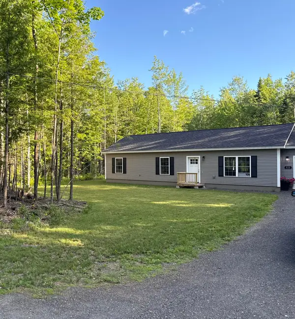 522 Avenue Road, Levant, ME 04456