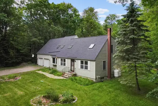 633 Harpswell Road, Brunswick, ME 04011