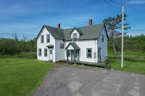 176 North Street, Ellsworth, ME 04605