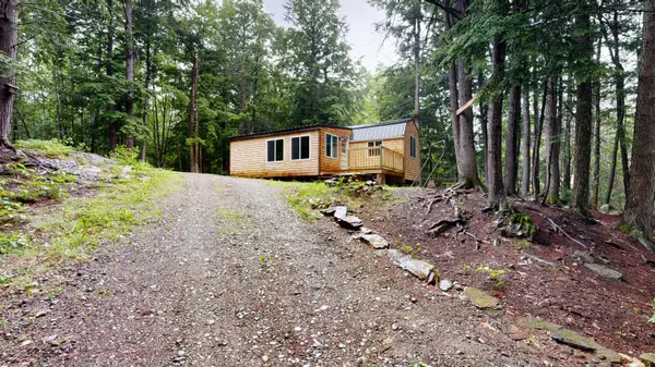 29 N Lakeview Drive, Litchfield, ME 04350