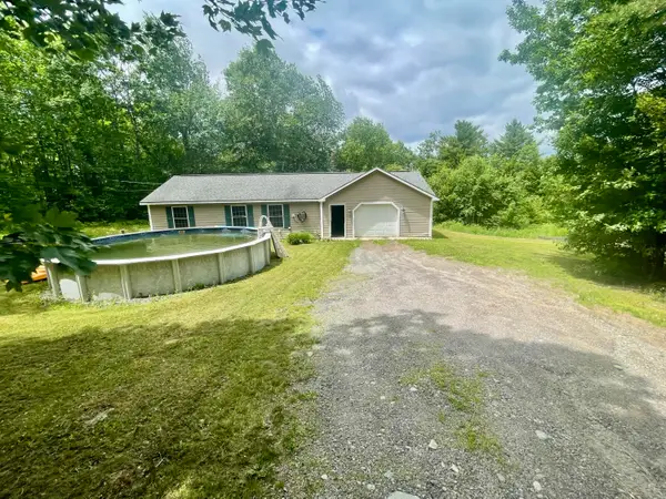 1008 S Belfast Road, Windsor, ME 04363