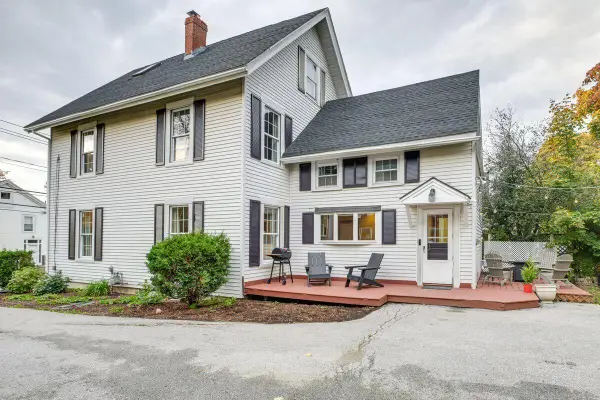 271 Essex Street, Bangor, ME 04401