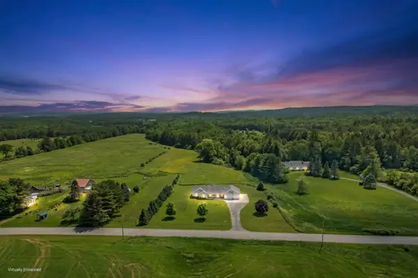 250 Town Farm Road, Sidney, ME 04330