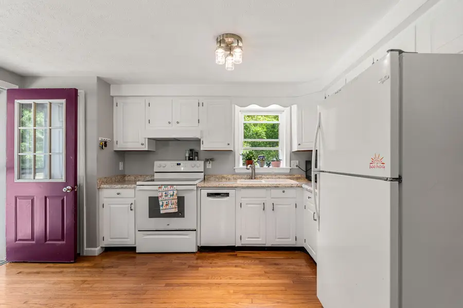 27 Nottingham Drive, Sanford, ME 04073 - #3