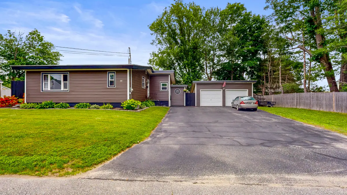 26 Columbia Street, Lewiston, ME 04240 - #1