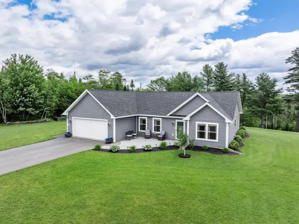 51 Knoll Crest Drive, Bangor, ME 04401