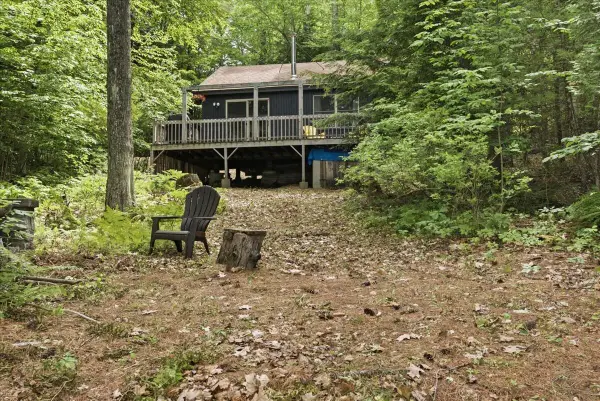 22 Woodland Road, Winthrop, ME 04364