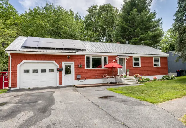 8 Kenneth Road, South Portland, ME 04106