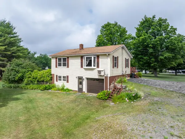 15 Fitz Lane, Glenburn, ME 04401