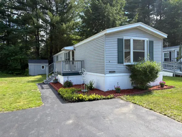 8 Mayflower Drive, Old Orchard Beach, ME 04064