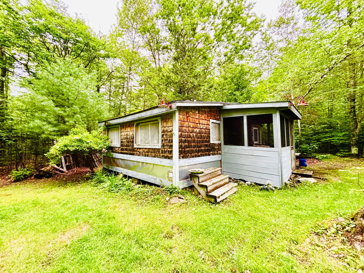 699 Charleston Road, Dexter, ME 04930 - #1