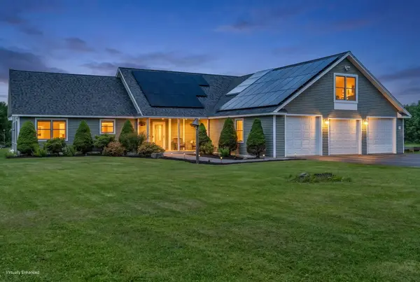 18 Bailey Road, Sidney, ME 04330