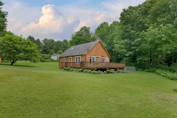 63 Upper Narrows Lane, Winthrop, ME 04364