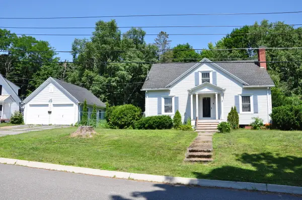 20 Allen Road, Brewer, ME 04412