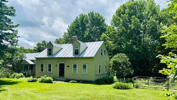 1012 West Road, Belgrade, ME 04917