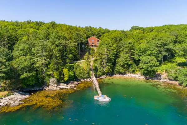 35 Kings Cove Road, South Bristol, ME 04568