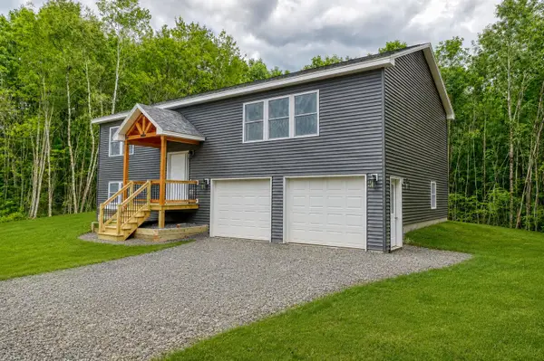 121 Pleasant View Ridge Road, China, ME 04358