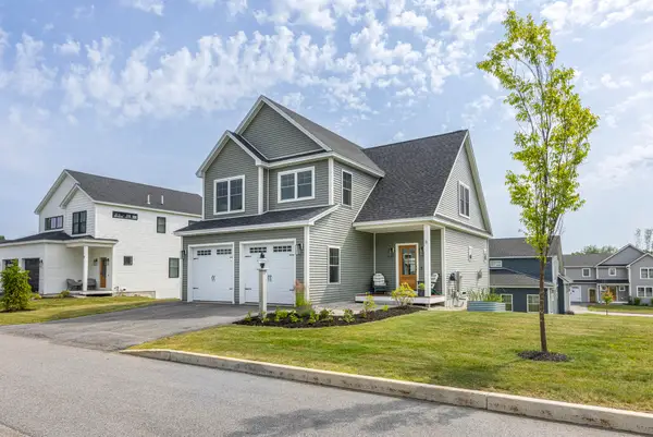 8 Waxwing Lane #50, Falmouth, ME 04105
