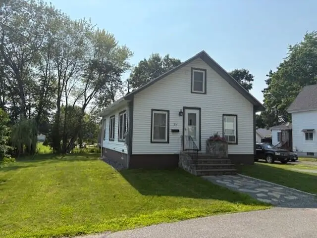274 Parkview Avenue, Bangor, ME 04401 - #1