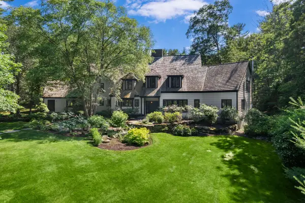 17 Pepperell Way, York, ME 03909