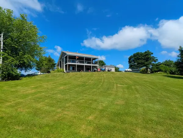50 Meadow Lane, Cushing, ME 04563