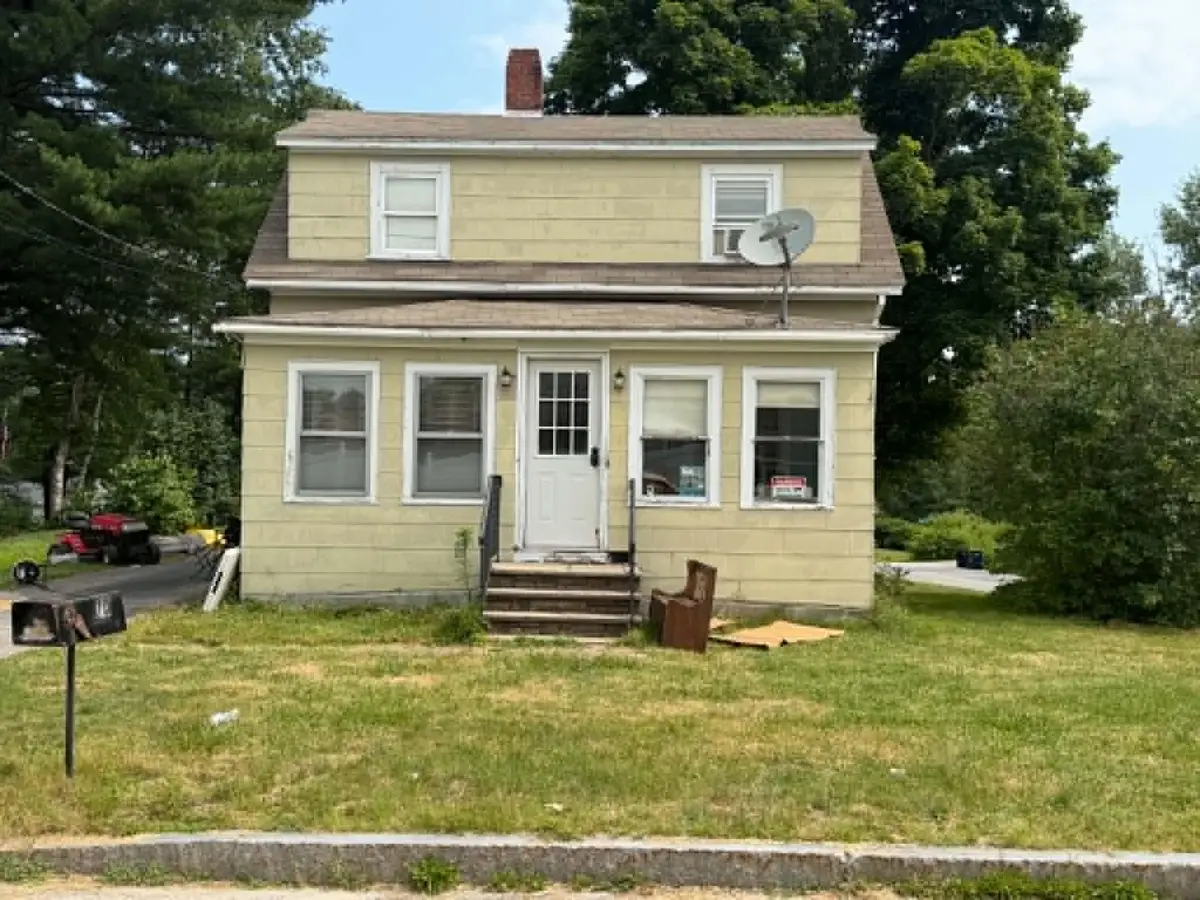 70 E Bates Street, Auburn, ME 04210 - #1