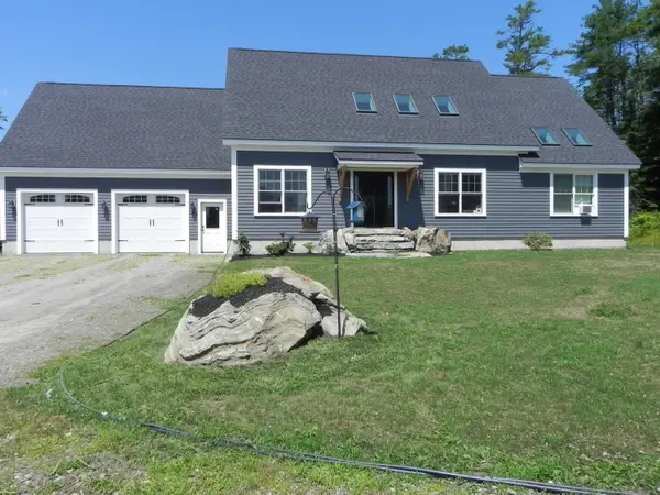 6 Red Barn Road, Damariscotta, ME 04543