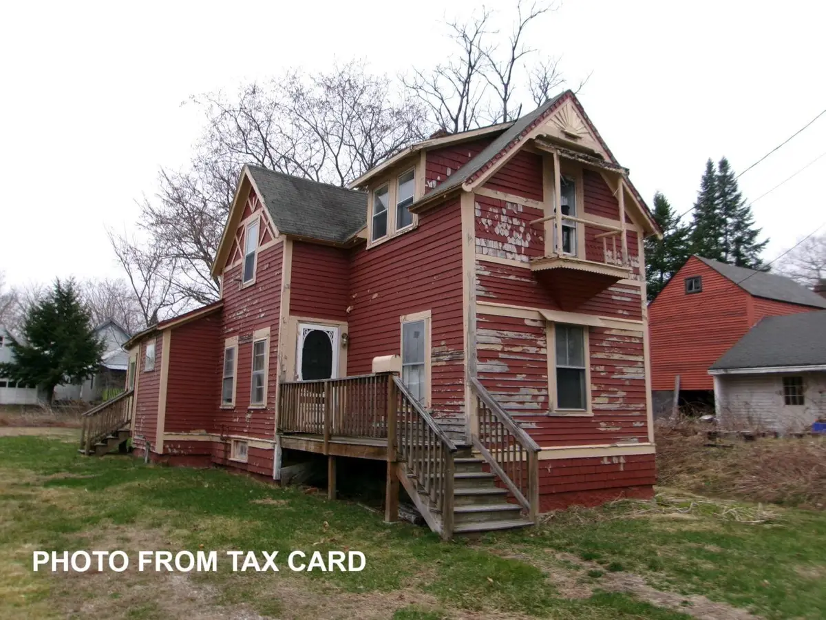 6 School Street, Bridgton, ME 04009 - #1