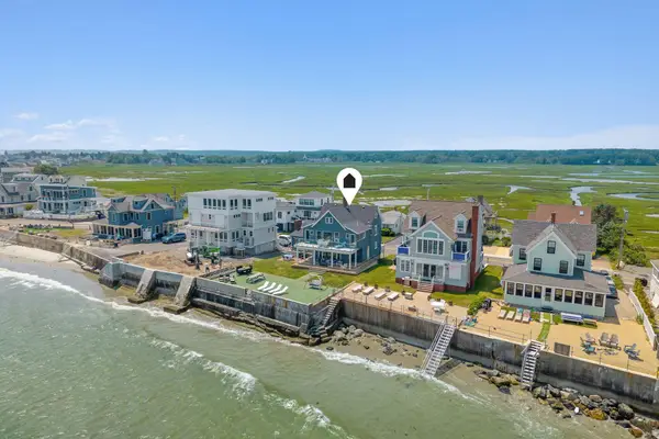 220 Webhannet Drive, Wells, ME 04090