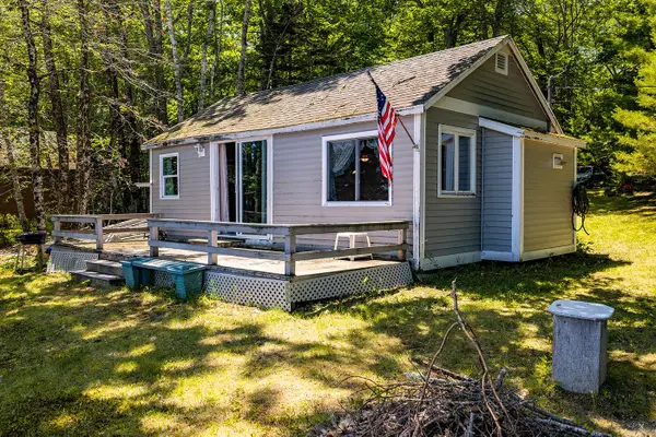 35 5th Avenue, Lincolnville, ME 04849