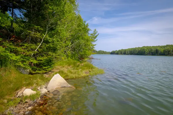 2211 U.s. 1, Sullivan, ME 04664
