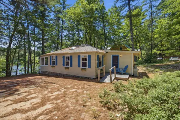 21 Haskell Avenue, Raymond, ME 04071