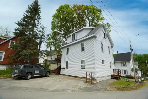15 Grace Court, Bangor, ME 04401