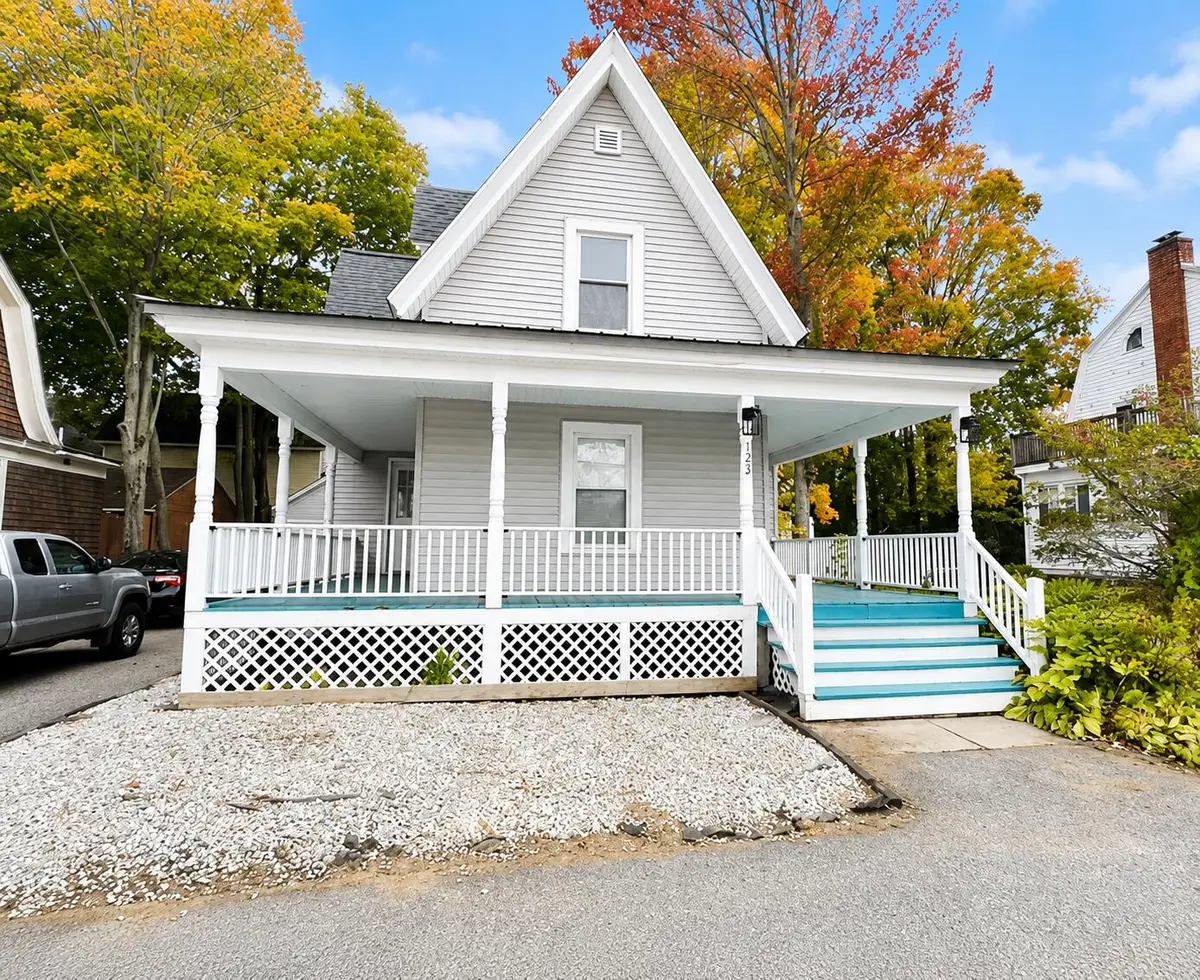 122 Whitney Street, Auburn, ME 04210 - #1
