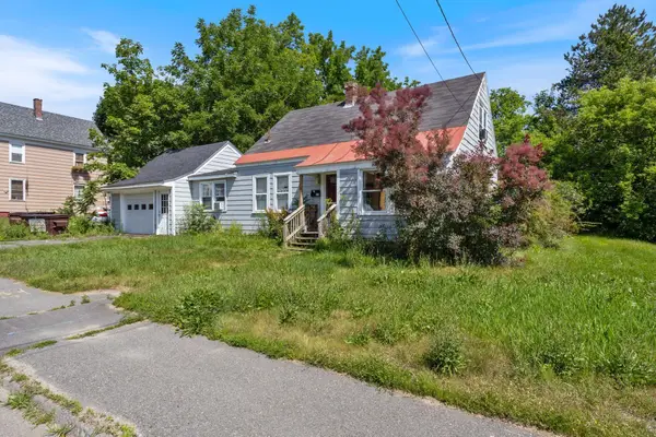 55 High Street, Waterville, ME 04901