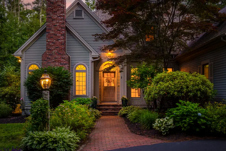 1 Medinah Circle, Falmouth, ME 04105 - #2