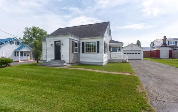 90 19th Avenue, Madawaska, ME 04756
