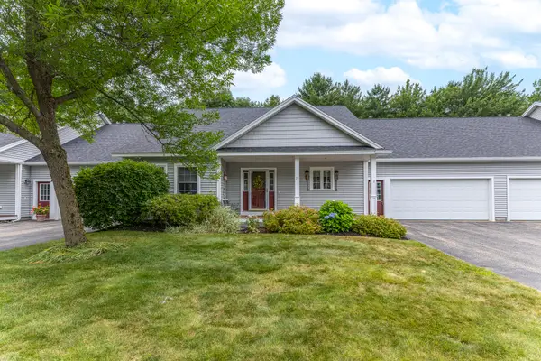 19 Mackworth Lane #19, Cumberland, ME 04110
