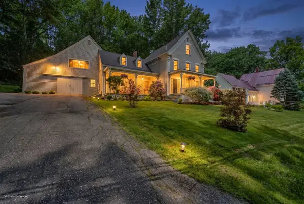 55 River Road, Newcastle, ME 04553