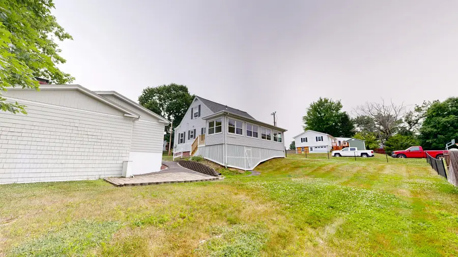 380 East Avenue, Lewiston, ME 04240 - #3