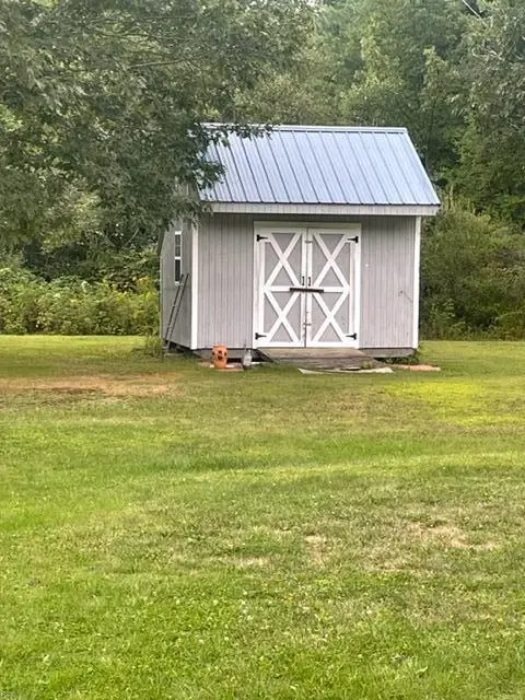 486 Lower Detroit Road, Plymouth, ME 04969